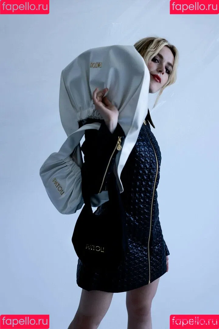 AdventuresSabrina / Kiernan Shipka / kiernanshipka Onlyfans Photo Gallery 