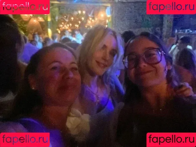 AdventuresSabrina / Kiernan Shipka / kiernanshipka Onlyfans Photo Gallery 