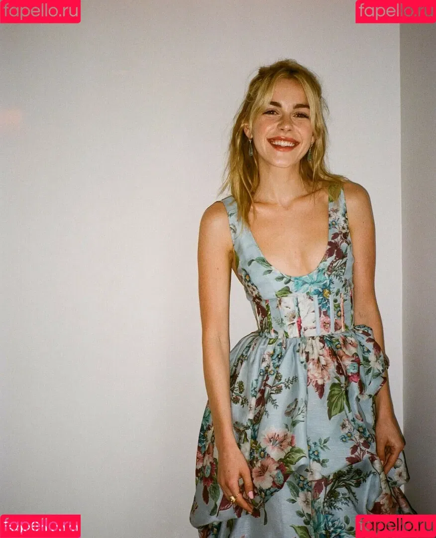 AdventuresSabrina / Kiernan Shipka / kiernanshipka Onlyfans Photo Gallery 
