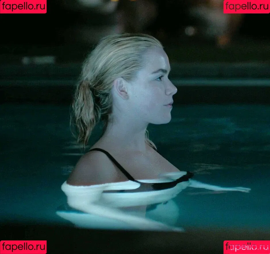 AdventuresSabrina / Kiernan Shipka / kiernanshipka Onlyfans Photo Gallery 