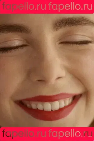 AdventuresSabrina / Kiernan Shipka / kiernanshipka Onlyfans Photo Gallery 