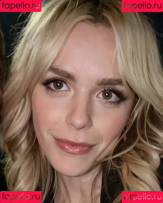 AdventuresSabrina / Kiernan Shipka / kiernanshipka Onlyfans Photo Gallery 