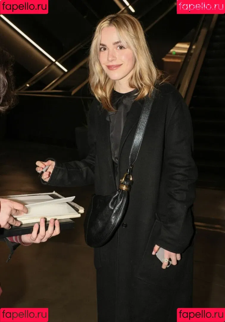 AdventuresSabrina / Kiernan Shipka / kiernanshipka Onlyfans Photo Gallery 