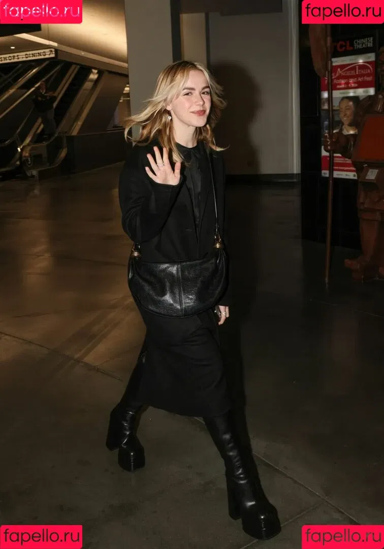 AdventuresSabrina / Kiernan Shipka / kiernanshipka Onlyfans Photo Gallery 