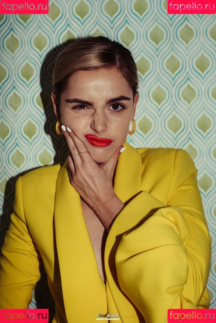AdventuresSabrina / Kiernan Shipka / kiernanshipka Onlyfans Photo Gallery 