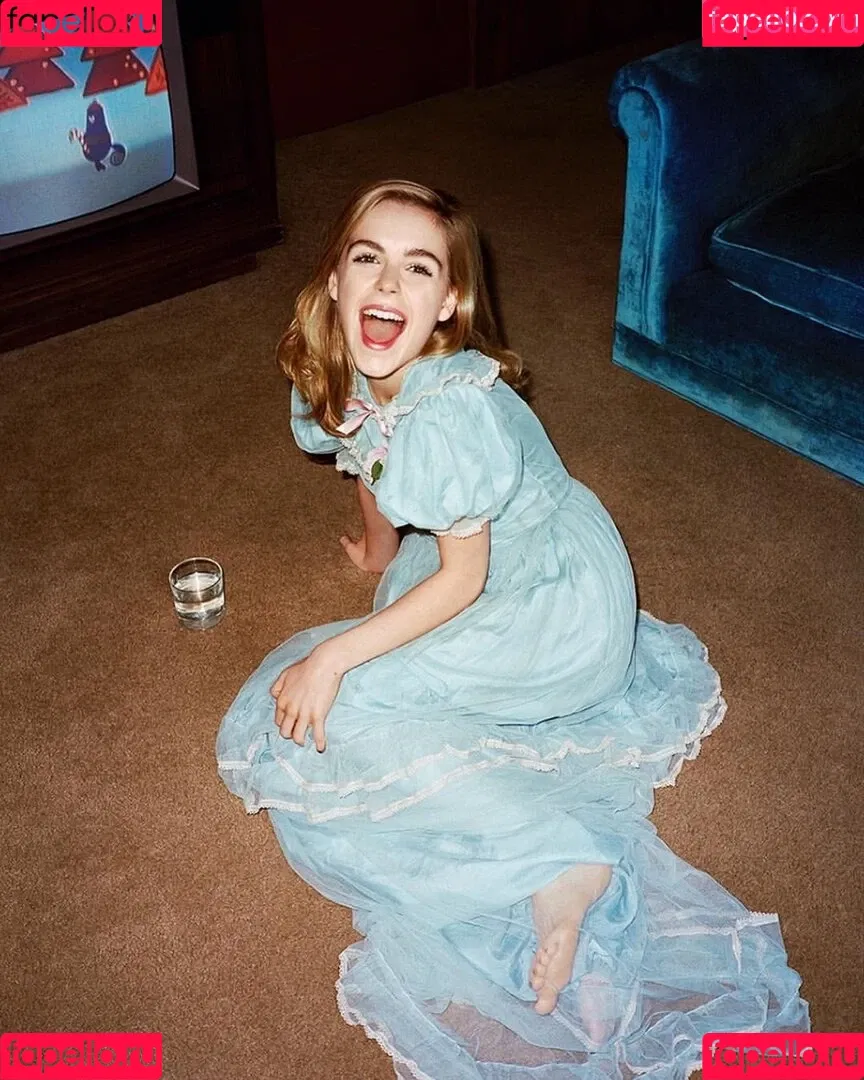 AdventuresSabrina / Kiernan Shipka / kiernanshipka Onlyfans Photo Gallery 