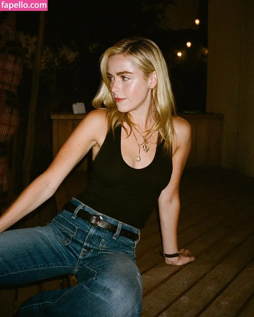 AdventuresSabrina / Kiernan Shipka / kiernanshipka Onlyfans Photo Gallery 