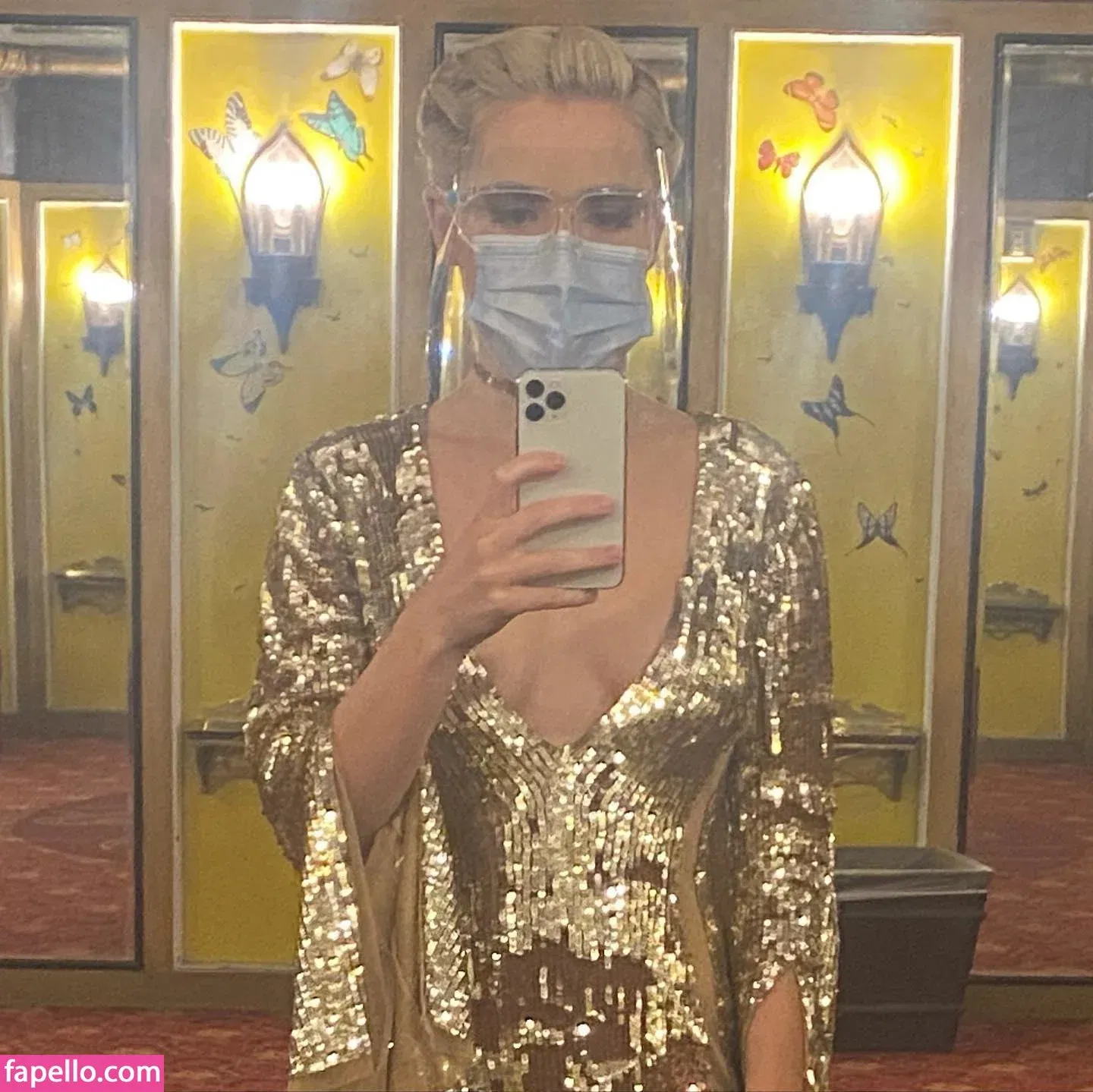 AdventuresSabrina / Kiernan Shipka / kiernanshipka Onlyfans Photo Gallery 