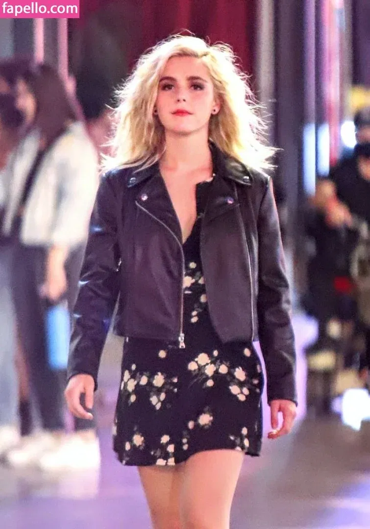 AdventuresSabrina / Kiernan Shipka / kiernanshipka Onlyfans Photo Gallery 