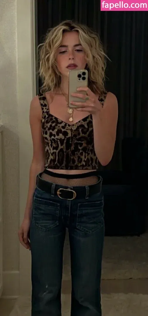 AdventuresSabrina / Kiernan Shipka / kiernanshipka Onlyfans Photo Gallery 