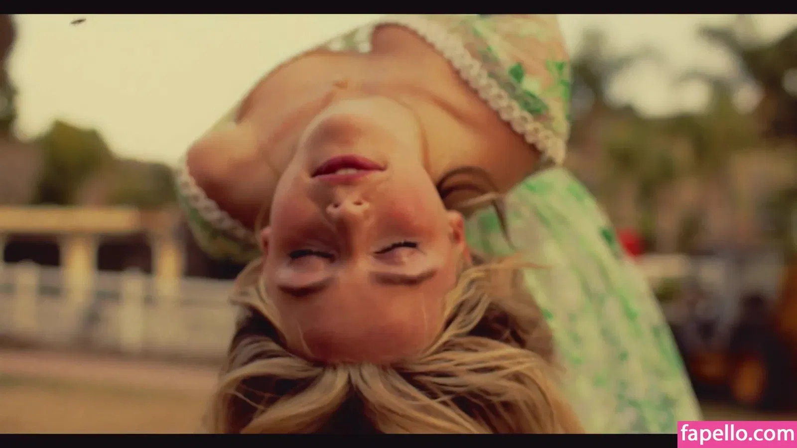 AdventuresSabrina / Kiernan Shipka / kiernanshipka Onlyfans Photo Gallery 