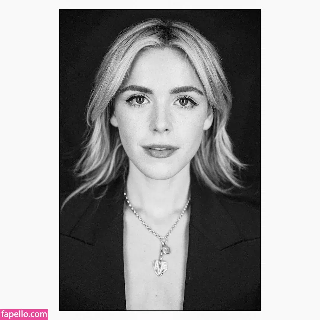 AdventuresSabrina / Kiernan Shipka / kiernanshipka Onlyfans Photo Gallery 