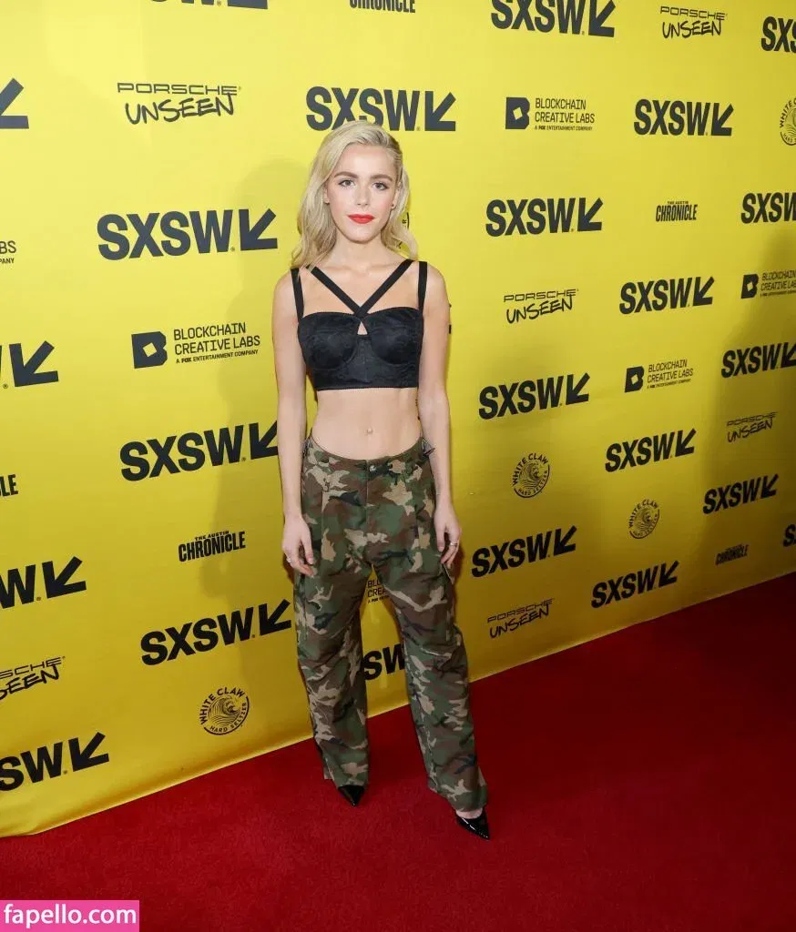 AdventuresSabrina / Kiernan Shipka / kiernanshipka Onlyfans Photo Gallery 