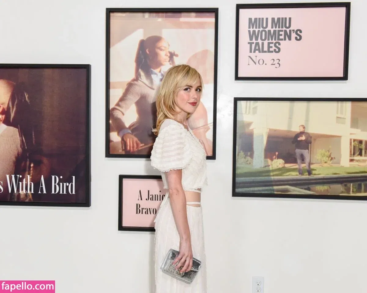 AdventuresSabrina / Kiernan Shipka / kiernanshipka Onlyfans Photo Gallery 