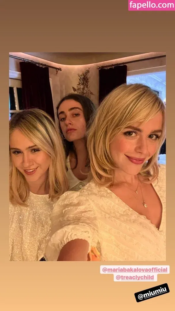 AdventuresSabrina / Kiernan Shipka / kiernanshipka Onlyfans Photo Gallery 