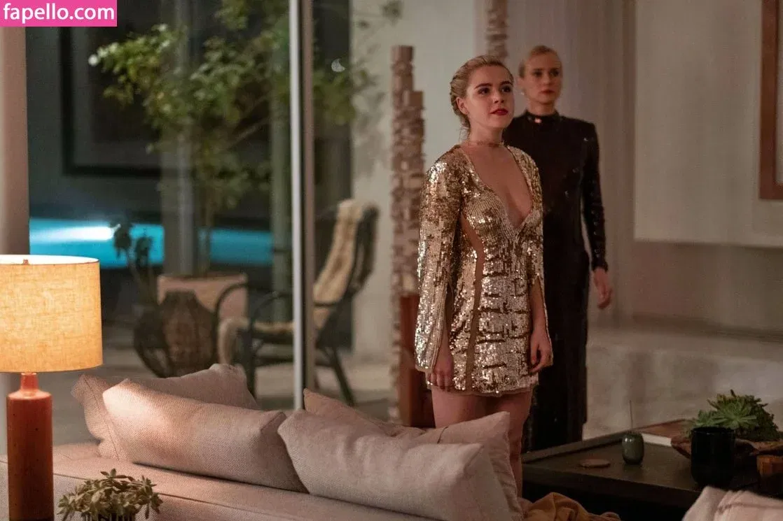 AdventuresSabrina / Kiernan Shipka / kiernanshipka Onlyfans Photo Gallery 