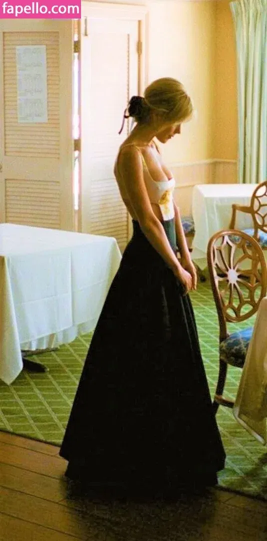 AdventuresSabrina / Kiernan Shipka / kiernanshipka Onlyfans Photo Gallery 