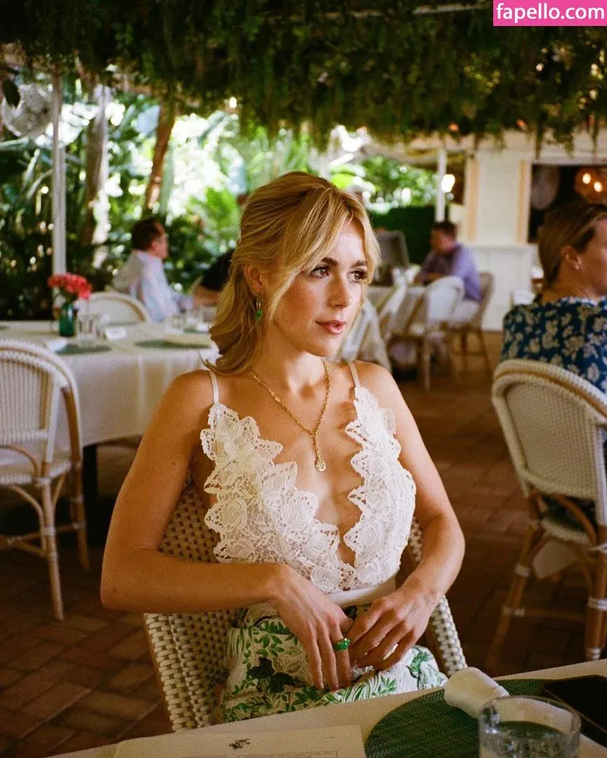 AdventuresSabrina / Kiernan Shipka / kiernanshipka Onlyfans Photo Gallery 