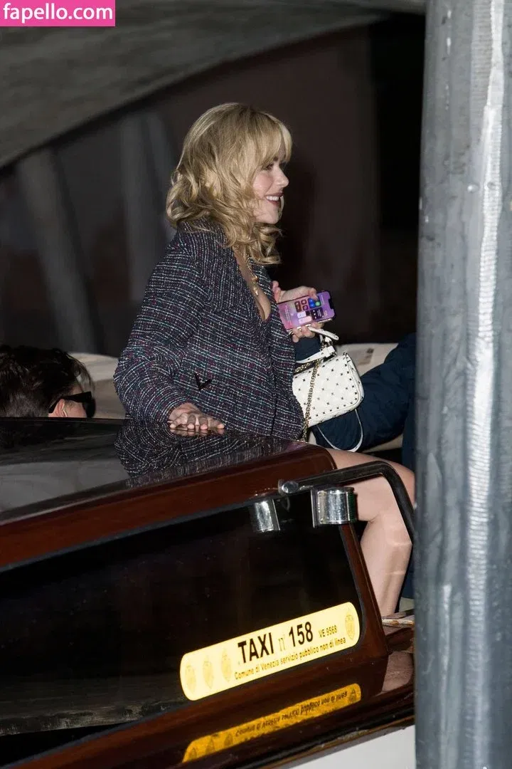 AdventuresSabrina / Kiernan Shipka / kiernanshipka Onlyfans Photo Gallery 