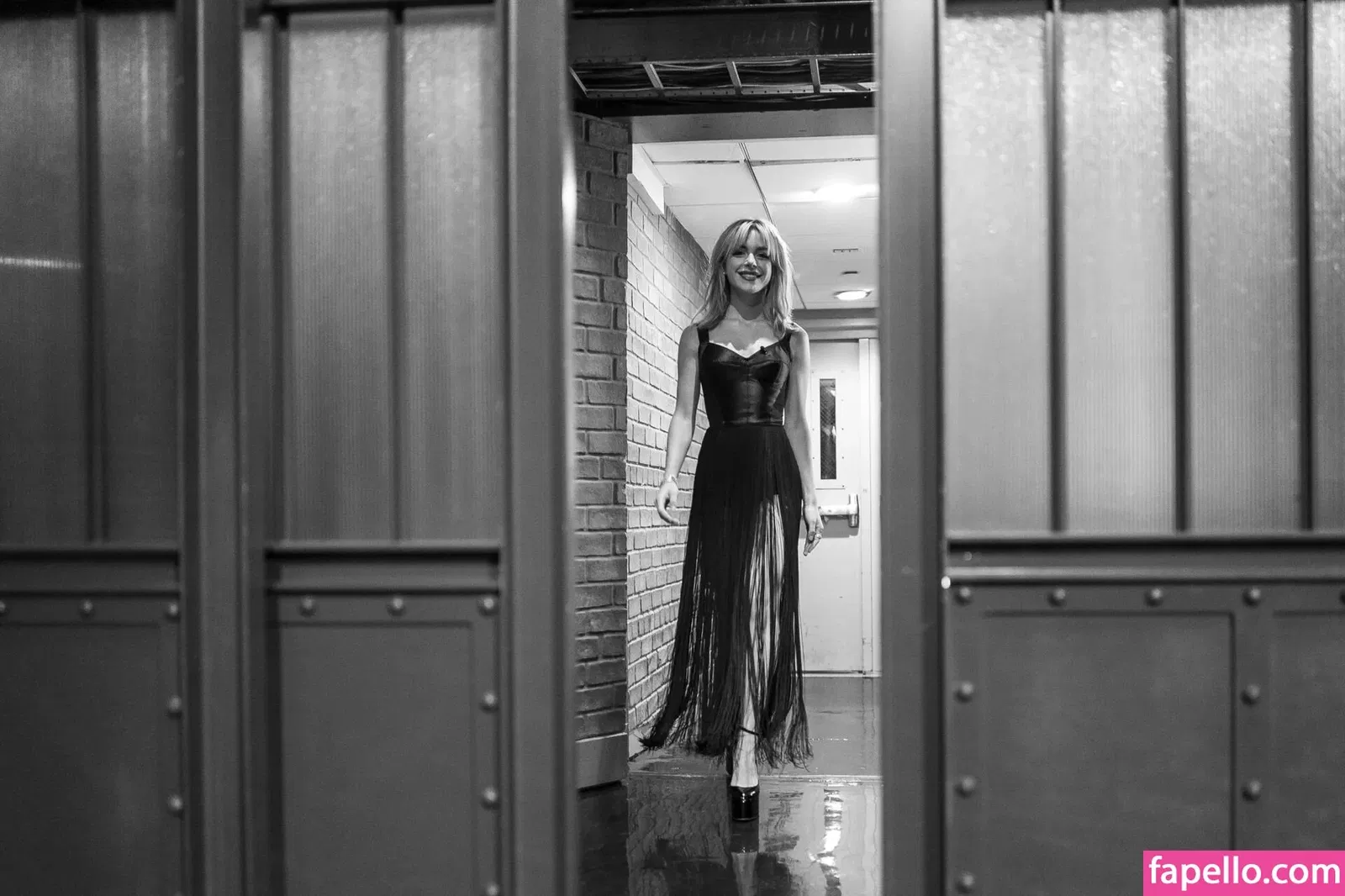 AdventuresSabrina / Kiernan Shipka / kiernanshipka Onlyfans Photo Gallery 