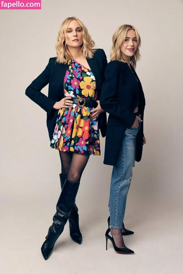 AdventuresSabrina / Kiernan Shipka / kiernanshipka Onlyfans Photo Gallery 