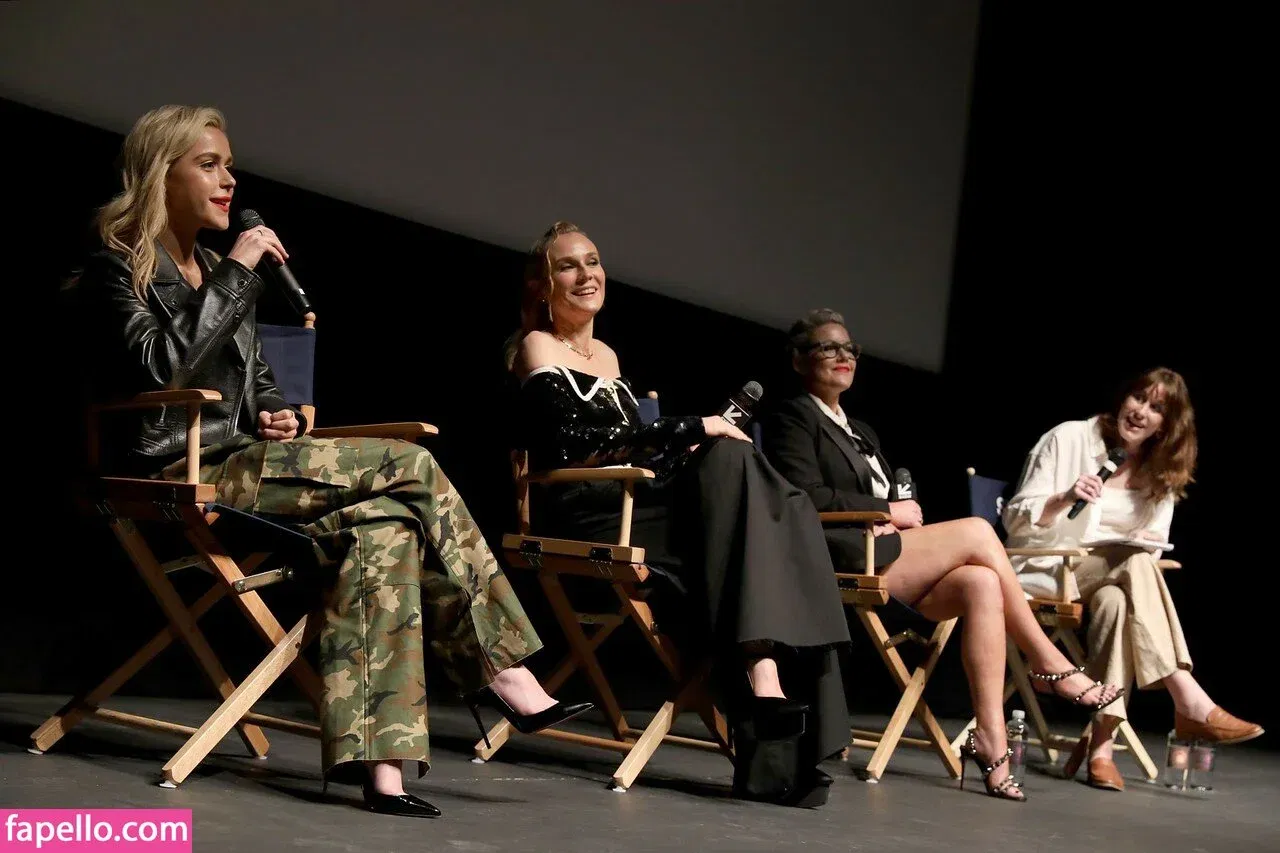 AdventuresSabrina / Kiernan Shipka / kiernanshipka Onlyfans Photo Gallery 