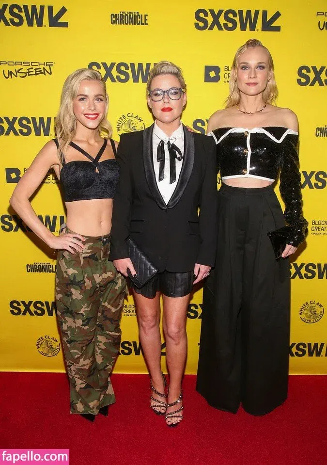 AdventuresSabrina / Kiernan Shipka / kiernanshipka Onlyfans Photo Gallery 