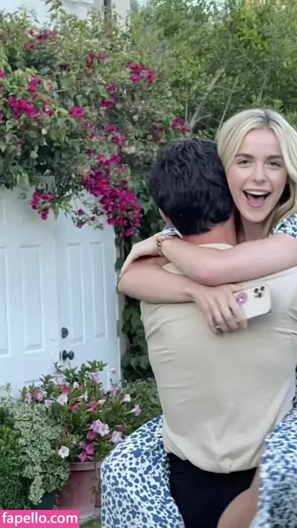 AdventuresSabrina / Kiernan Shipka / kiernanshipka Onlyfans Photo Gallery 