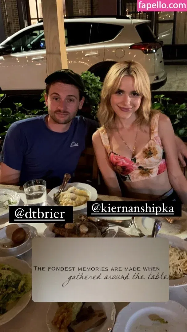 AdventuresSabrina / Kiernan Shipka / kiernanshipka Onlyfans Photo Gallery 