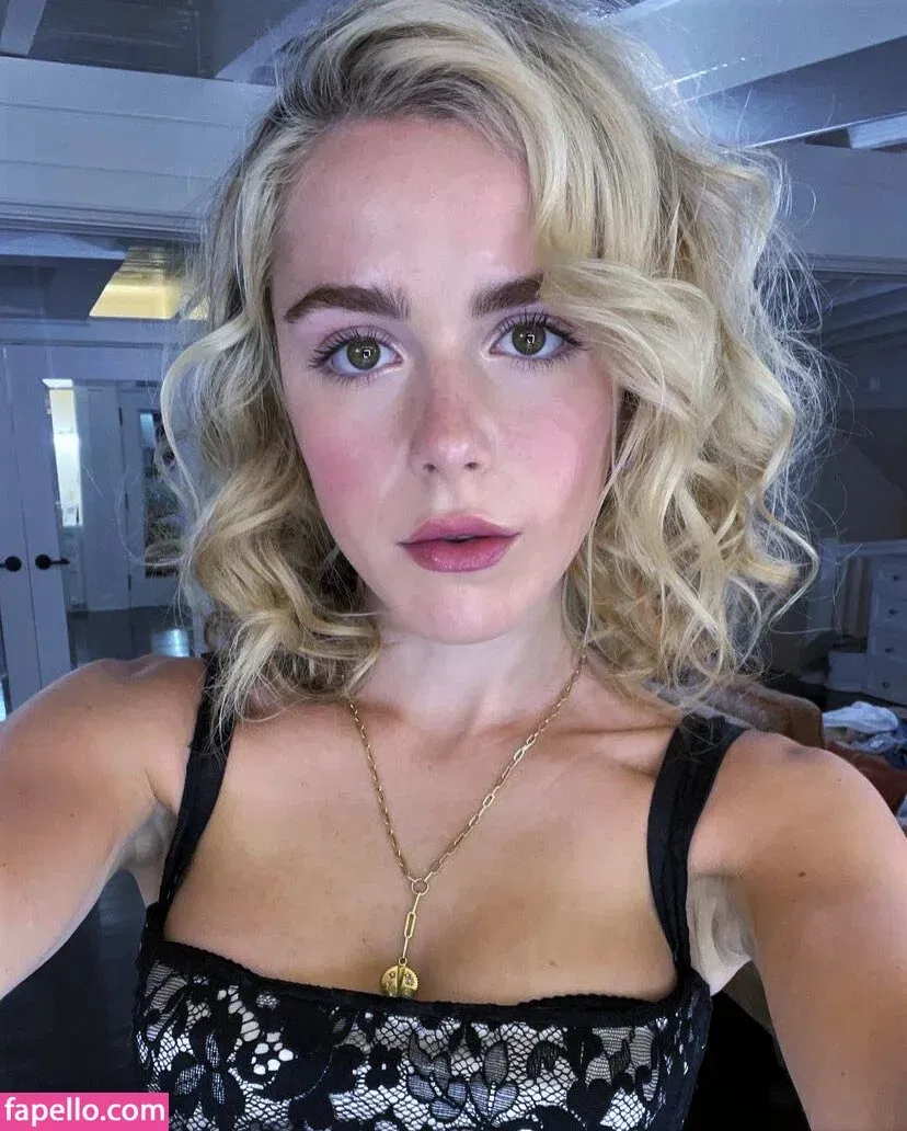 AdventuresSabrina / Kiernan Shipka / kiernanshipka Onlyfans Photo Gallery 
