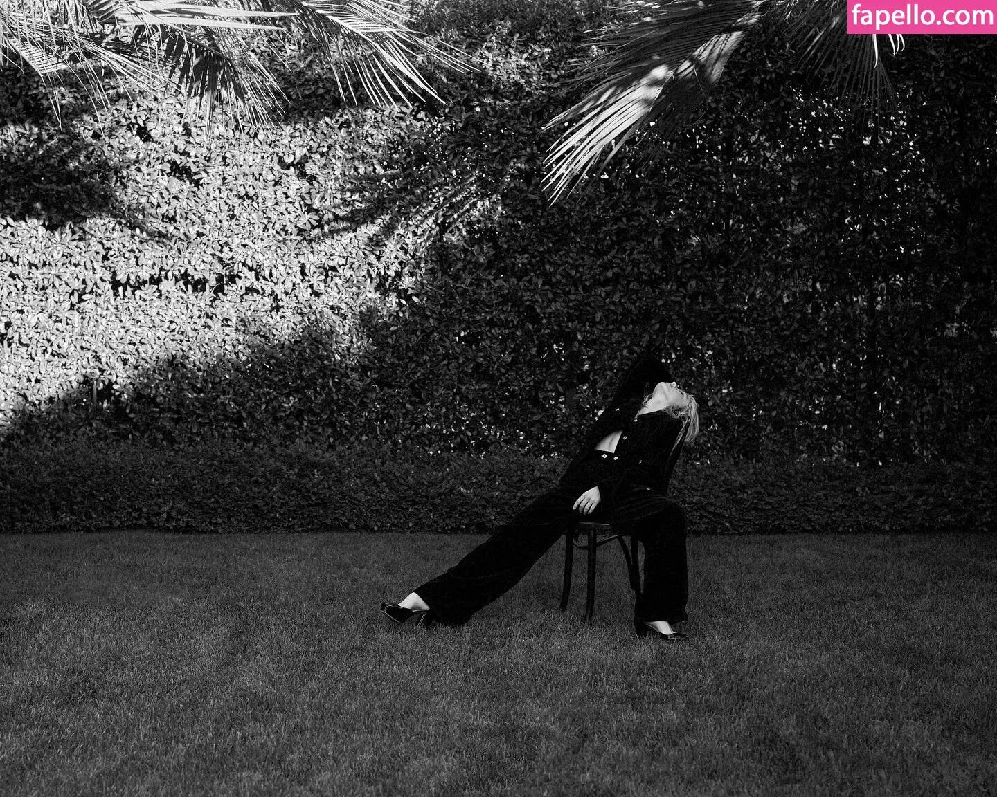 AdventuresSabrina / Kiernan Shipka / kiernanshipka Onlyfans Photo Gallery 