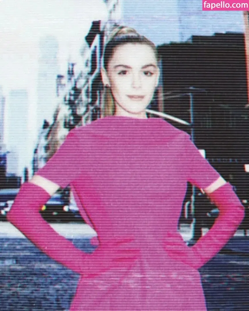 AdventuresSabrina / Kiernan Shipka / kiernanshipka Onlyfans Photo Gallery 