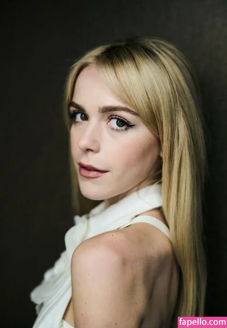 AdventuresSabrina / Kiernan Shipka / kiernanshipka Onlyfans Photo Gallery 