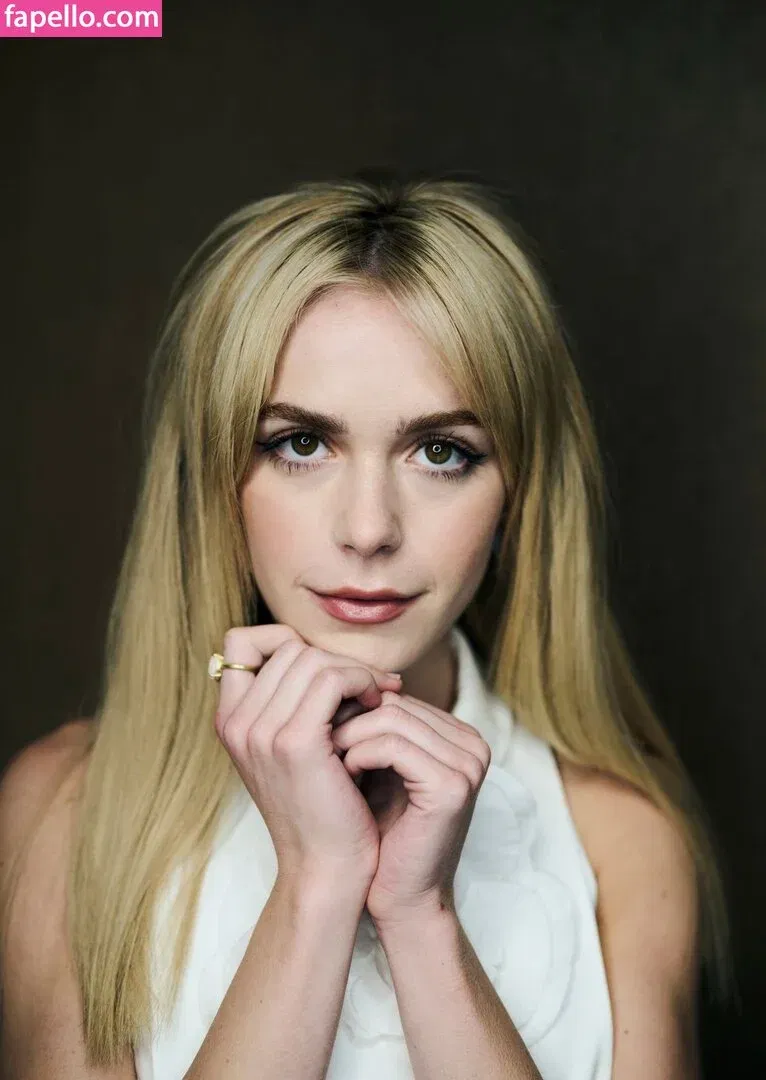 AdventuresSabrina / Kiernan Shipka / kiernanshipka Onlyfans Photo Gallery 