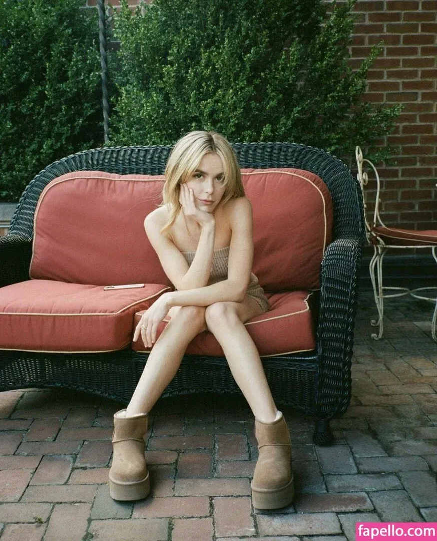 AdventuresSabrina / Kiernan Shipka / kiernanshipka Onlyfans Photo Gallery 