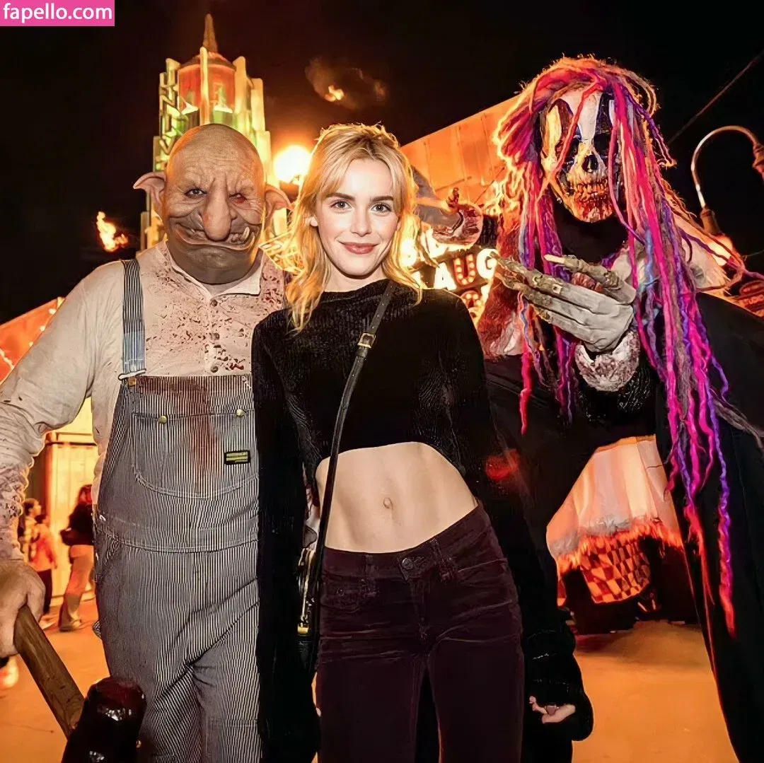 AdventuresSabrina / Kiernan Shipka / kiernanshipka Onlyfans Photo Gallery 