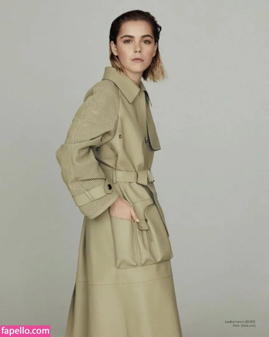 AdventuresSabrina / Kiernan Shipka / kiernanshipka Onlyfans Photo Gallery 