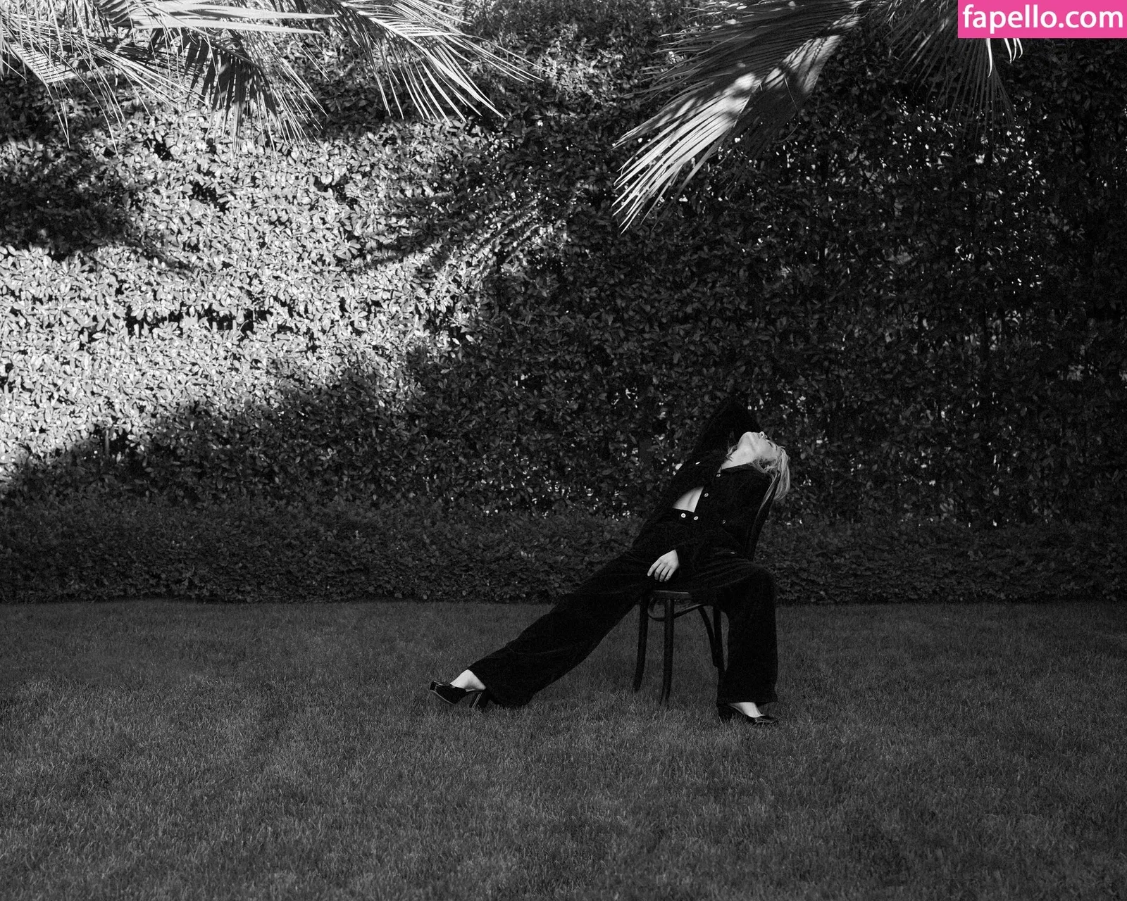 AdventuresSabrina / Kiernan Shipka / kiernanshipka Onlyfans Photo Gallery 