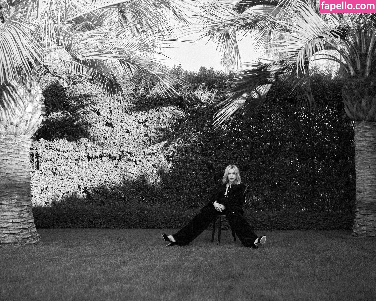 AdventuresSabrina / Kiernan Shipka / kiernanshipka Onlyfans Photo Gallery 