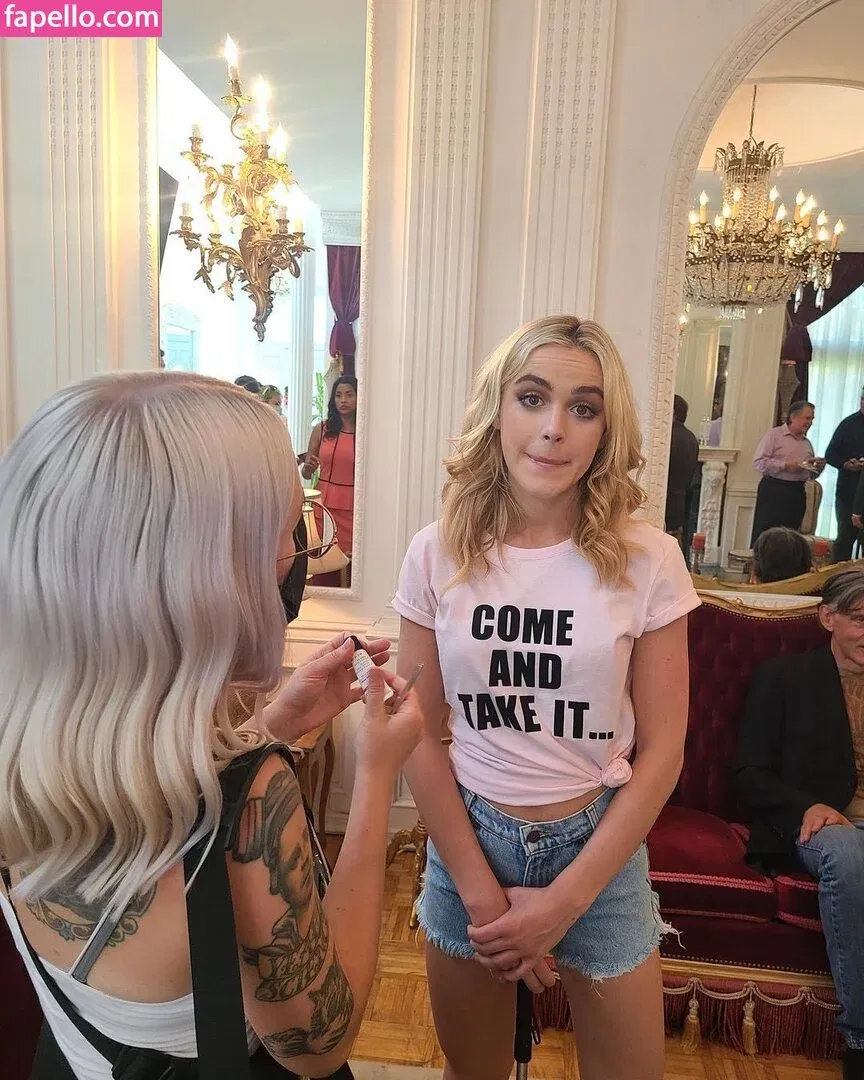 AdventuresSabrina / Kiernan Shipka / kiernanshipka Onlyfans Photo Gallery 