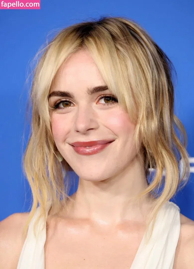AdventuresSabrina / Kiernan Shipka / kiernanshipka Onlyfans Photo Gallery 