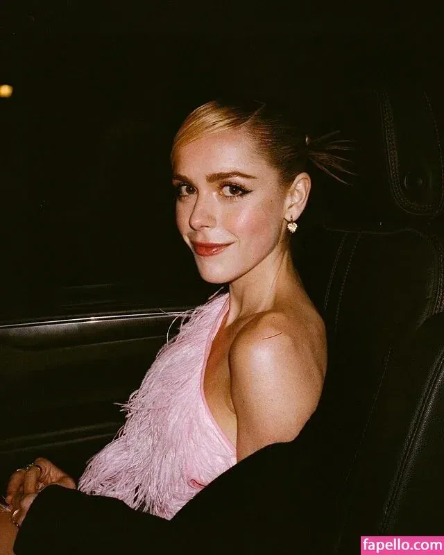 AdventuresSabrina / Kiernan Shipka / kiernanshipka Onlyfans Photo Gallery 