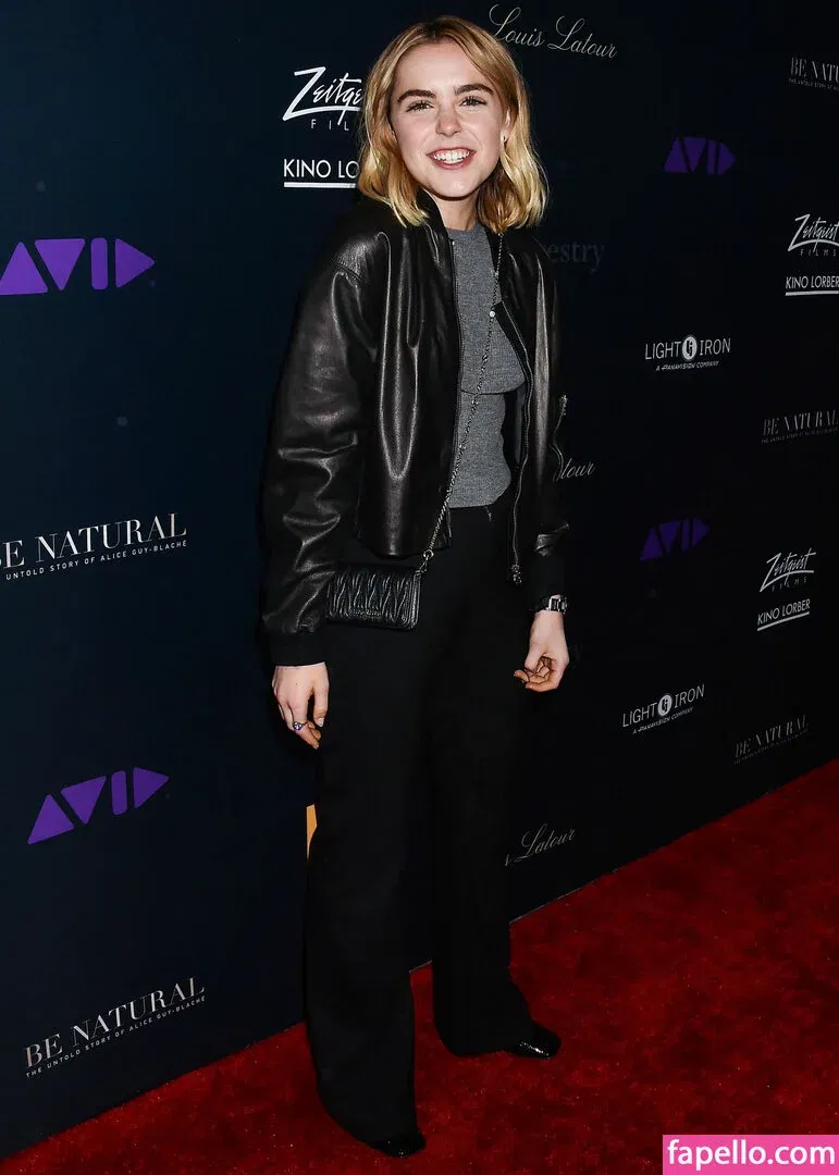 AdventuresSabrina / Kiernan Shipka / kiernanshipka Onlyfans Photo Gallery 