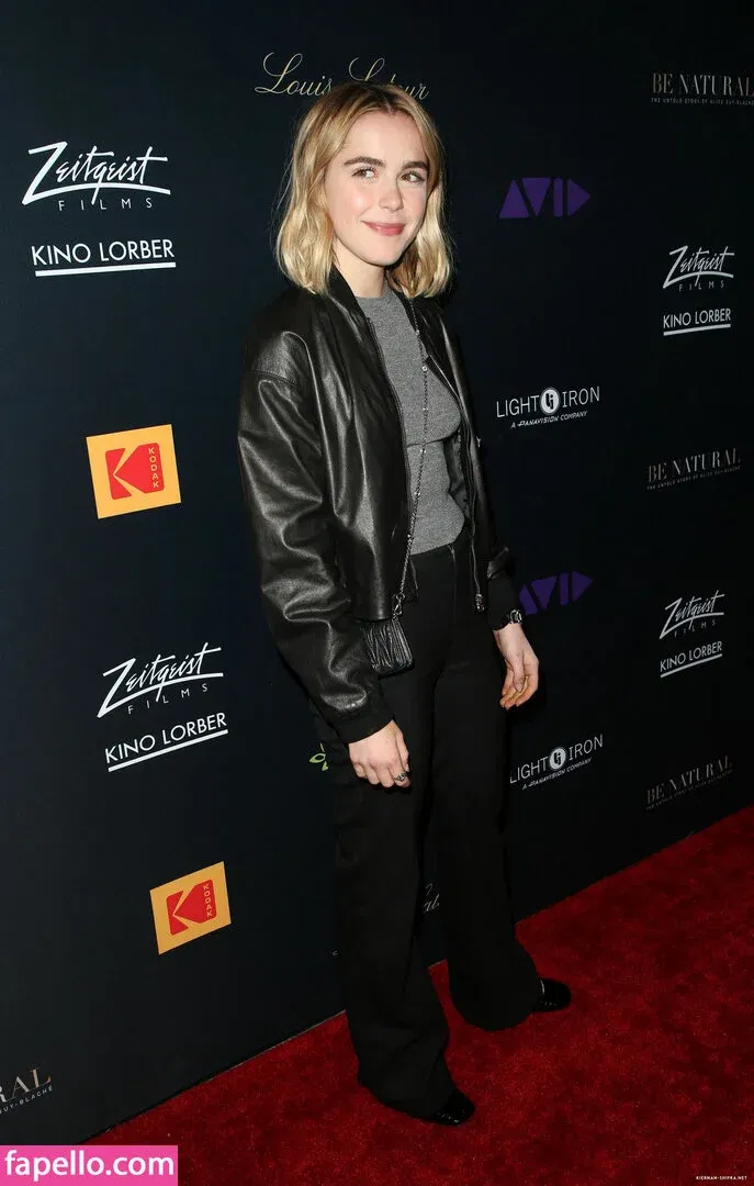 AdventuresSabrina / Kiernan Shipka / kiernanshipka Onlyfans Photo Gallery 