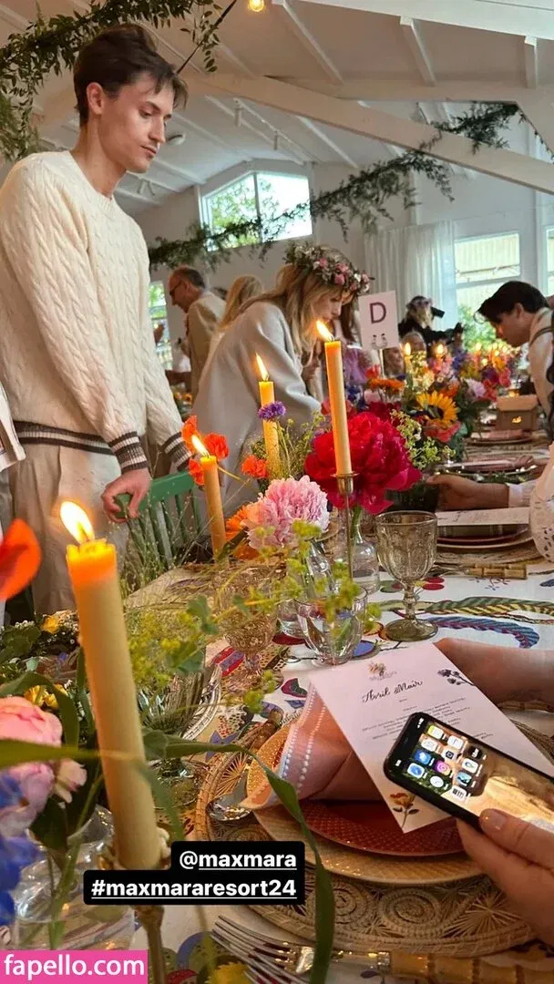 AdventuresSabrina / Kiernan Shipka / kiernanshipka Onlyfans Photo Gallery 