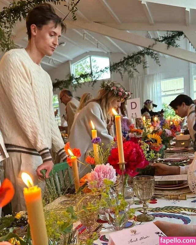 AdventuresSabrina / Kiernan Shipka / kiernanshipka Onlyfans Photo Gallery 