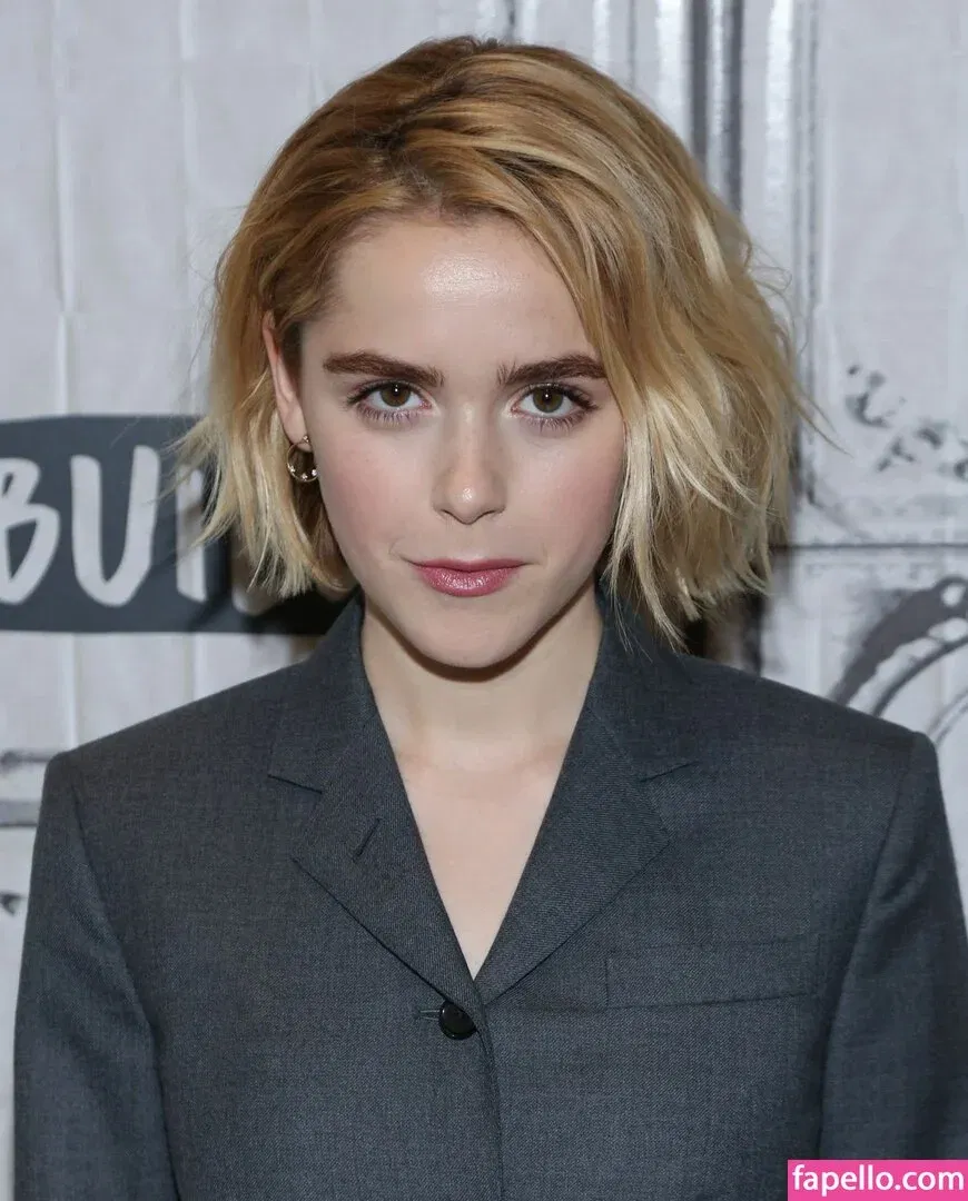AdventuresSabrina / Kiernan Shipka / kiernanshipka Onlyfans Photo Gallery 