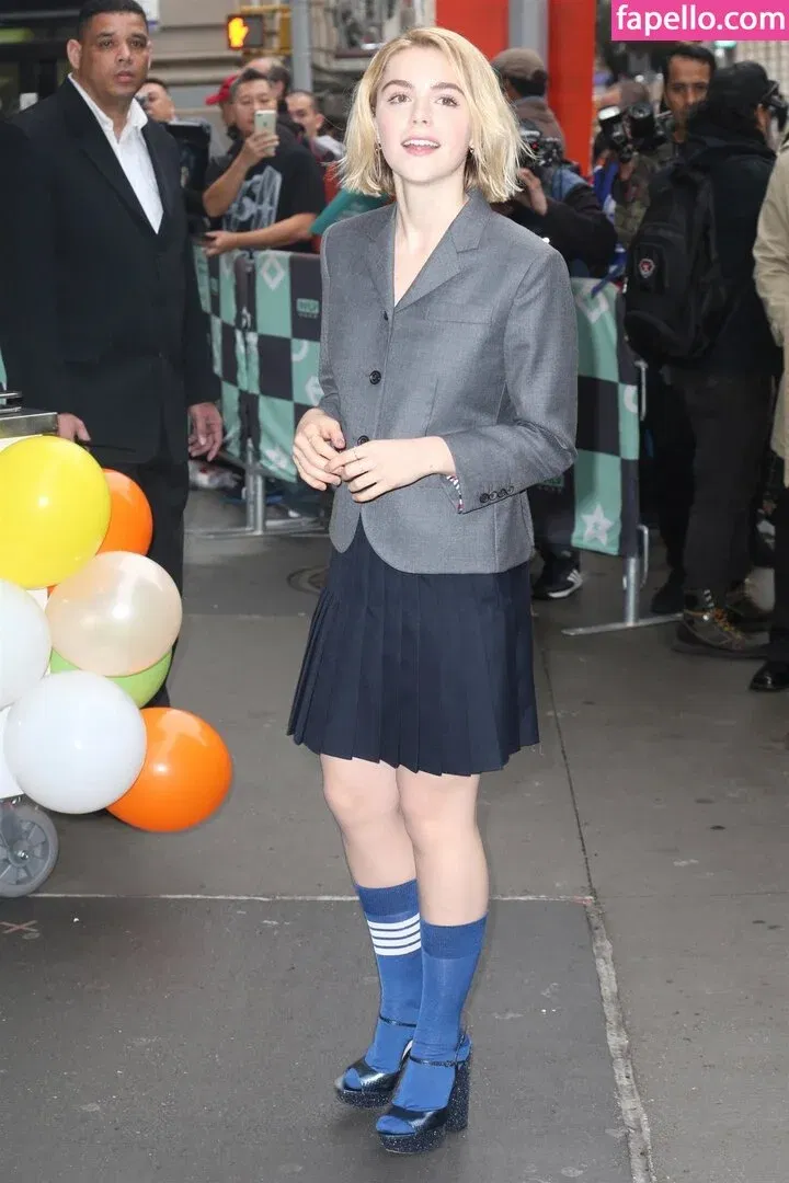 AdventuresSabrina / Kiernan Shipka / kiernanshipka Onlyfans Photo Gallery 