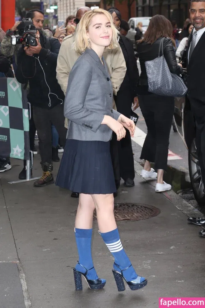 AdventuresSabrina / Kiernan Shipka / kiernanshipka Onlyfans Photo Gallery 