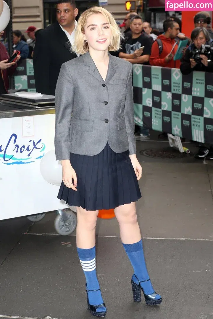 AdventuresSabrina / Kiernan Shipka / kiernanshipka Onlyfans Photo Gallery 